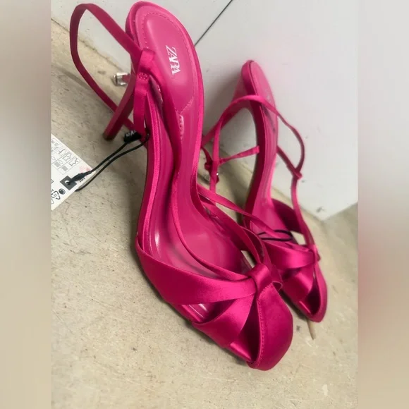 🔥🔥Zara Pink Strappy Heels - Picture 6 of 10